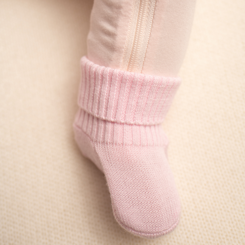 Organic Cotton Baby Booties - Baby Blush Pink - Bambino Azizo